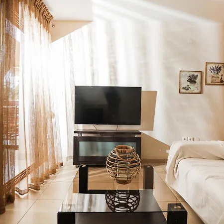 Delmare Olive House Ii